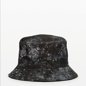 Brand new tag on On my level bucket hat lululemon